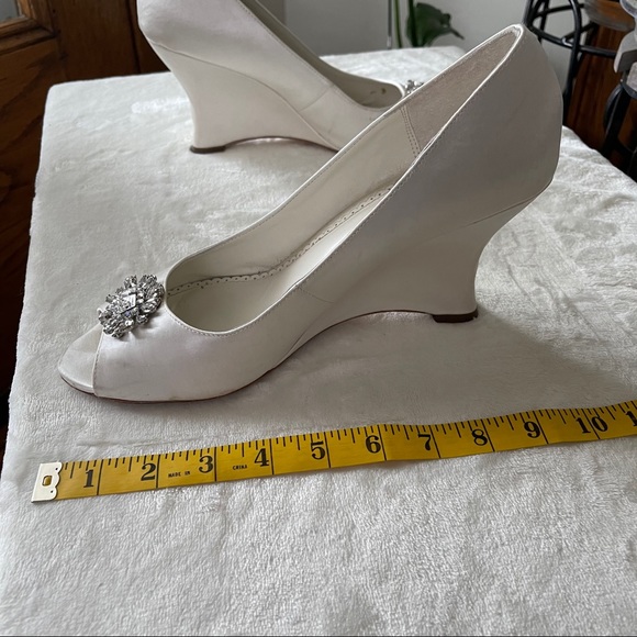 Benjamin Adams open-toe wedges - Picture 12 of 16